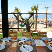 Sea & Sand Hotel 