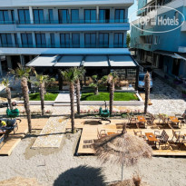 Sea & Sand Hotel 