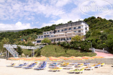 Regina 3*