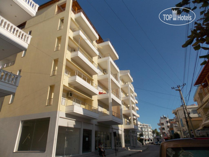 Hotel photo Frenki Apartments 4*
