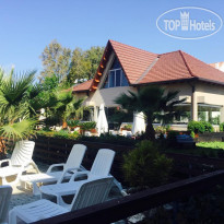 Godija Hotel & Suites 