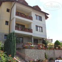 Kris Guesthouse  