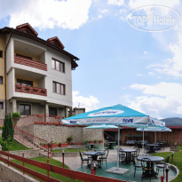 Kris Guesthouse  
