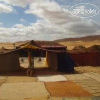 Bivouac Les Dunes De Tinfou 