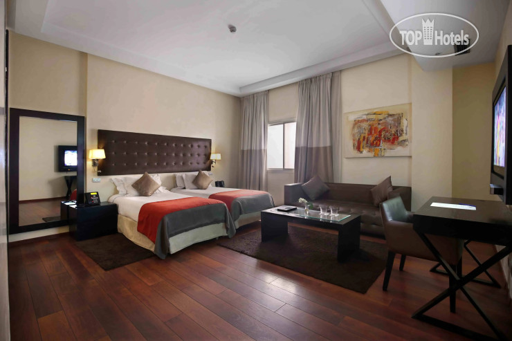 Hotel photo Park Suites 4*