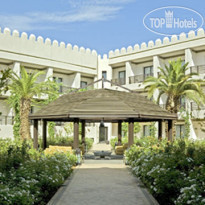 Adam Park Hotel & Spa патио