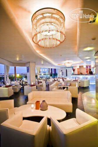 Hotel photo La Renaissance 4*