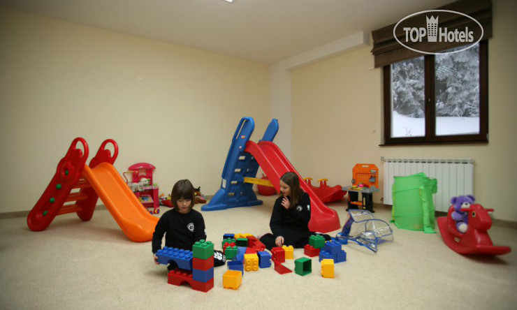 New photos from tourists Board 4*