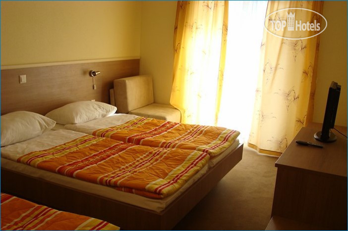 New photos from tourists Adria Hotel 3*