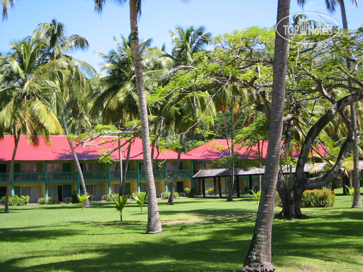 Grenada Grand Beach Resort