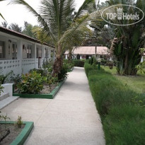 Holiday Beach Club Hotel