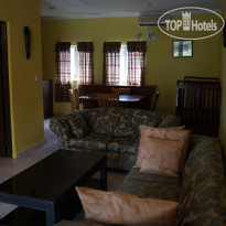 Holiday Beach Club Hotel
