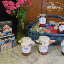 Arleta Women Guesthouse 