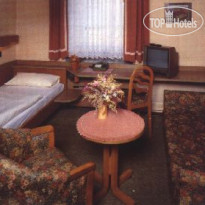 Zum Kaiser Barbarossa Hotel 