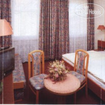 Zum Kaiser Barbarossa Hotel 