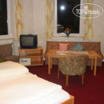 Zum Kaiser Barbarossa Hotel 
