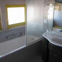 Crystal Hotel 