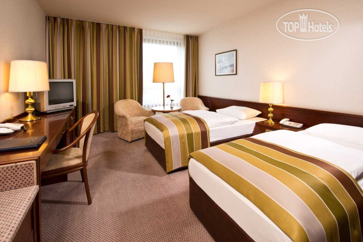 New photos from tourists Maritim Koenigswinter 4*