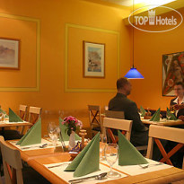 Ibis Frankfurt Airport 