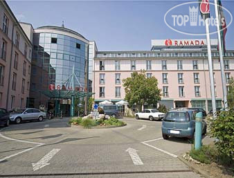 Hotelier's photos Ramada Magdeburg 4*