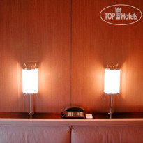 Wasserturm Hotel Cologne, Curio Collection by Hilton