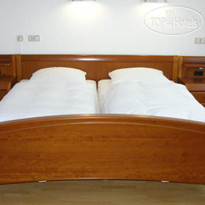 1000 Hotel