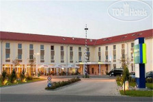 Holiday Inn Express Munich Airport 3*