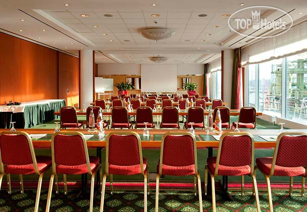 Новые добавленные фото туристов Courtyard Duesseldorf Hafen 3*