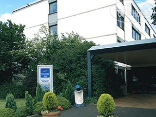 New photos from tourists Novotel Airport 3*