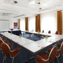 Ramada Frankfurt Airport West 