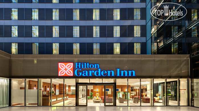 Hotelier's photos Hilton Garden Inn Frankfurt Airport 3*