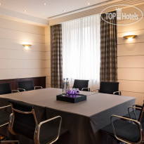 Hotel Bristol Berlin Salon Monbijou