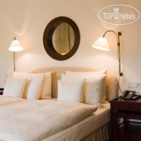 Abion Villa Suites