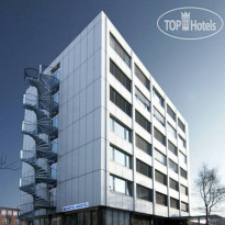 A&O Hamburg Hammer Kirche 