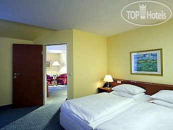 New photos from tourists Novotel Hamburg Alster 4*