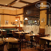 Ibis Hamburg Airport 