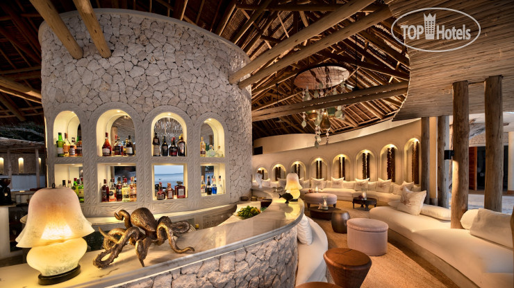 Hotelier's photos andBeyond Mnemba Island Lodge 5*