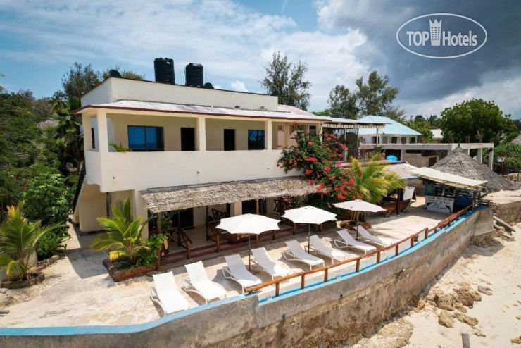 Hotel photo Faridu Beach Bungalows 3*