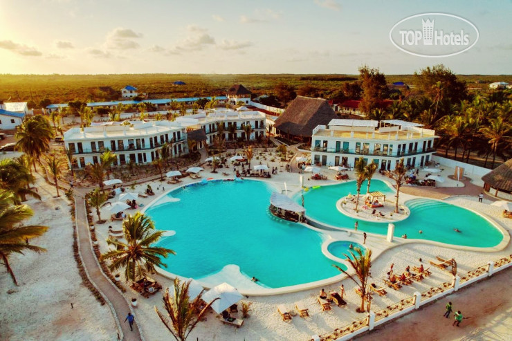 New photos from tourists The One Resort 4*