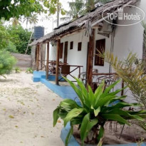 Oasis Inn Beach Bungalow 