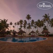 Antonio Beach Hotel & Spa 