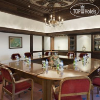 Holiday Inn