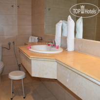 Royal Lido Resort & Spa