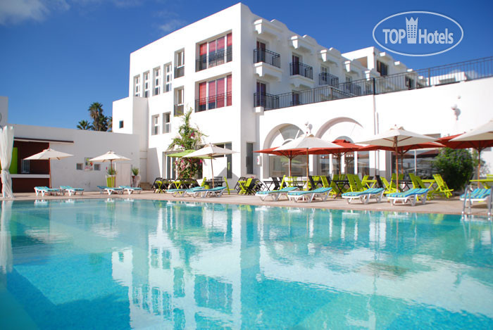 Hotelier's photos La Playa Hotel Club 3*