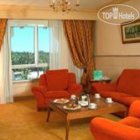 Golden Tulip El Mechtel