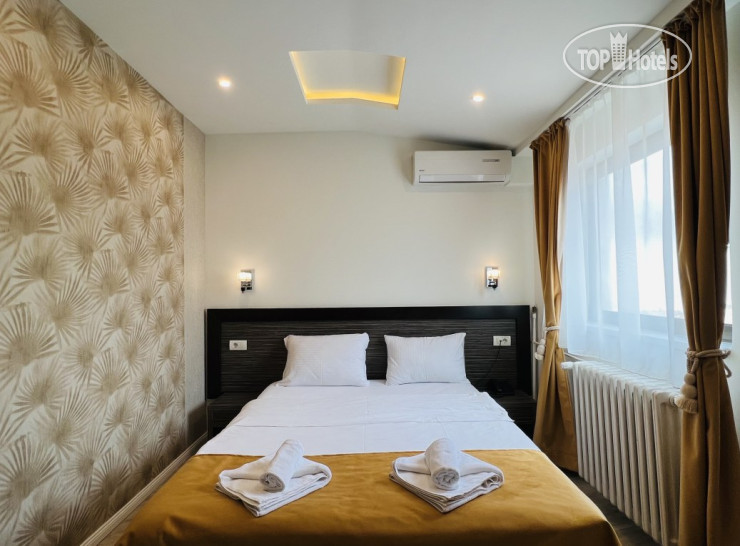 Hotel photo Side One 4*