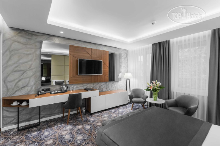 Hotel photo Sky Hotel 4*