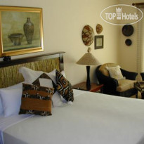 Far Hills Country African Room