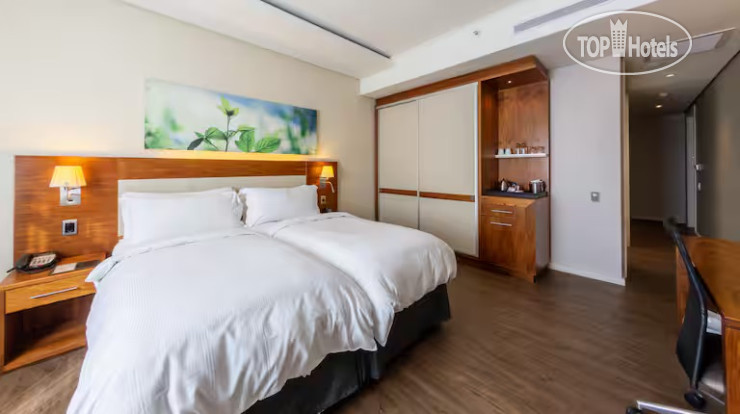 Hotel photo DoubleTree by Hilton Cape Town Upper Eastside 4*