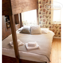 Daddy Long Legs Hotel 